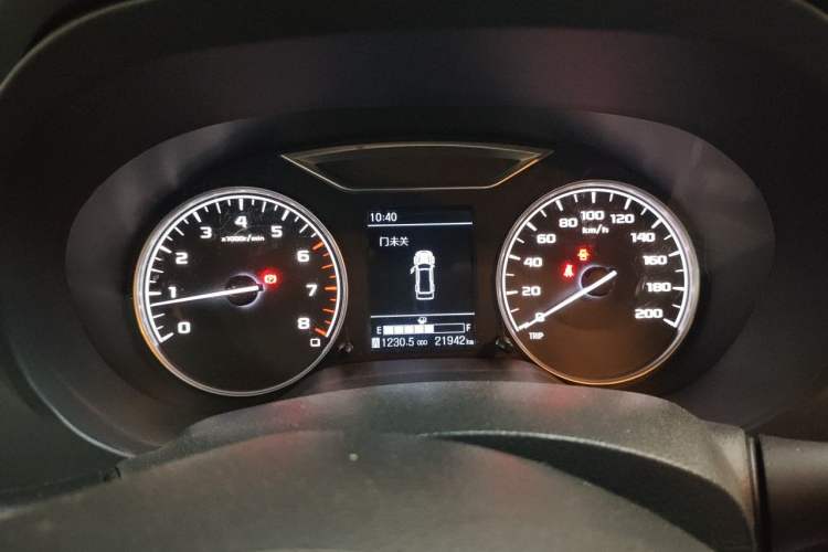 Used Dongfeng Palazzo 2021 1.8T Manual Two-Wheel Drive Elite Edition Instrument Cluster