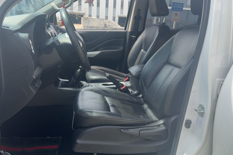 Used Dongfeng Palazzo 2021 1.8T Manual Two-Wheel Drive Elite Edition Interior 1