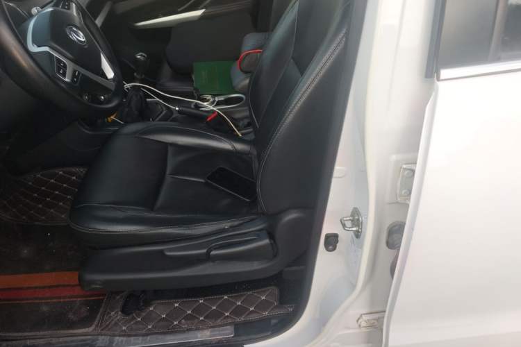 Used Dongfeng Palazzo 2021 1.8T Manual 4x4 Elite Edition Left Front Seat
