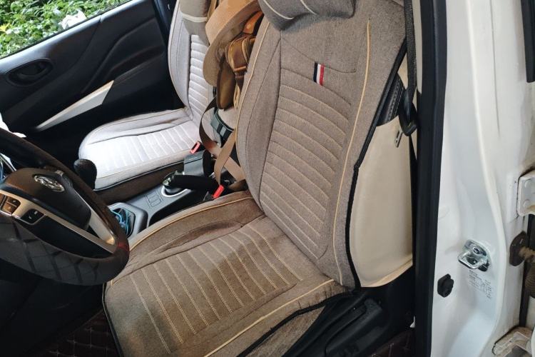 Used Dongfeng Palazzo 2021 1.8T Manual Two-Wheel Drive Elite Edition Left Front Seat