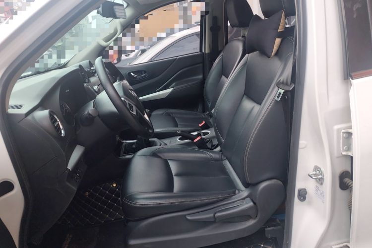 Used Dongfeng Palazzo 2021 1.8T Manual 4x4 Elite Edition Left Front Seat