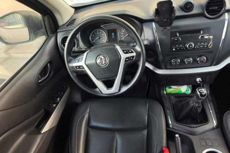 Used Dongfeng Palazzo 2021 1.8T Manual Two-Wheel Drive Elite Edition Steering Wheel
