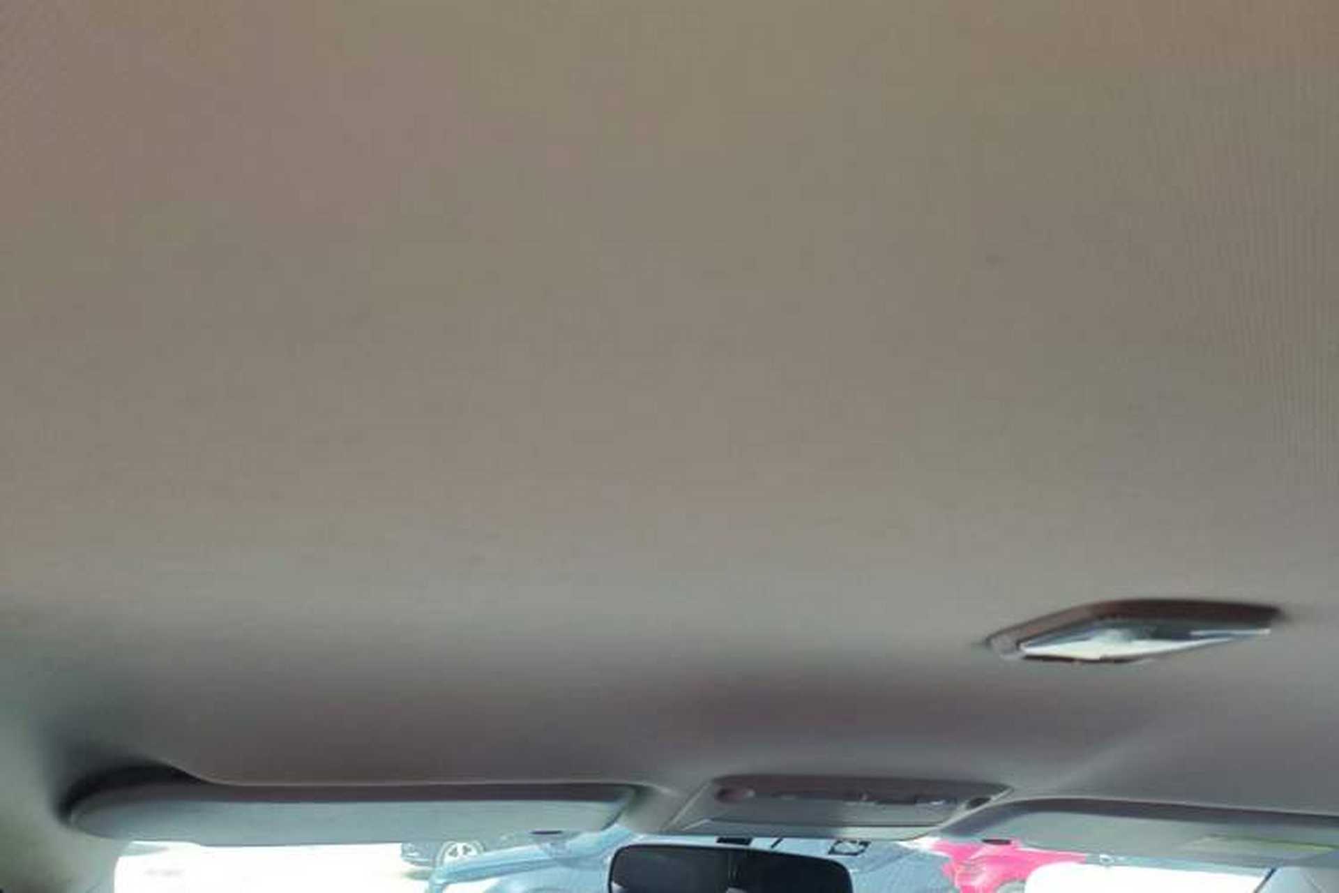 Used Dongfeng Palazzo 2022 2.0T Manual Two-Wheel Drive Luxury Version Headliner