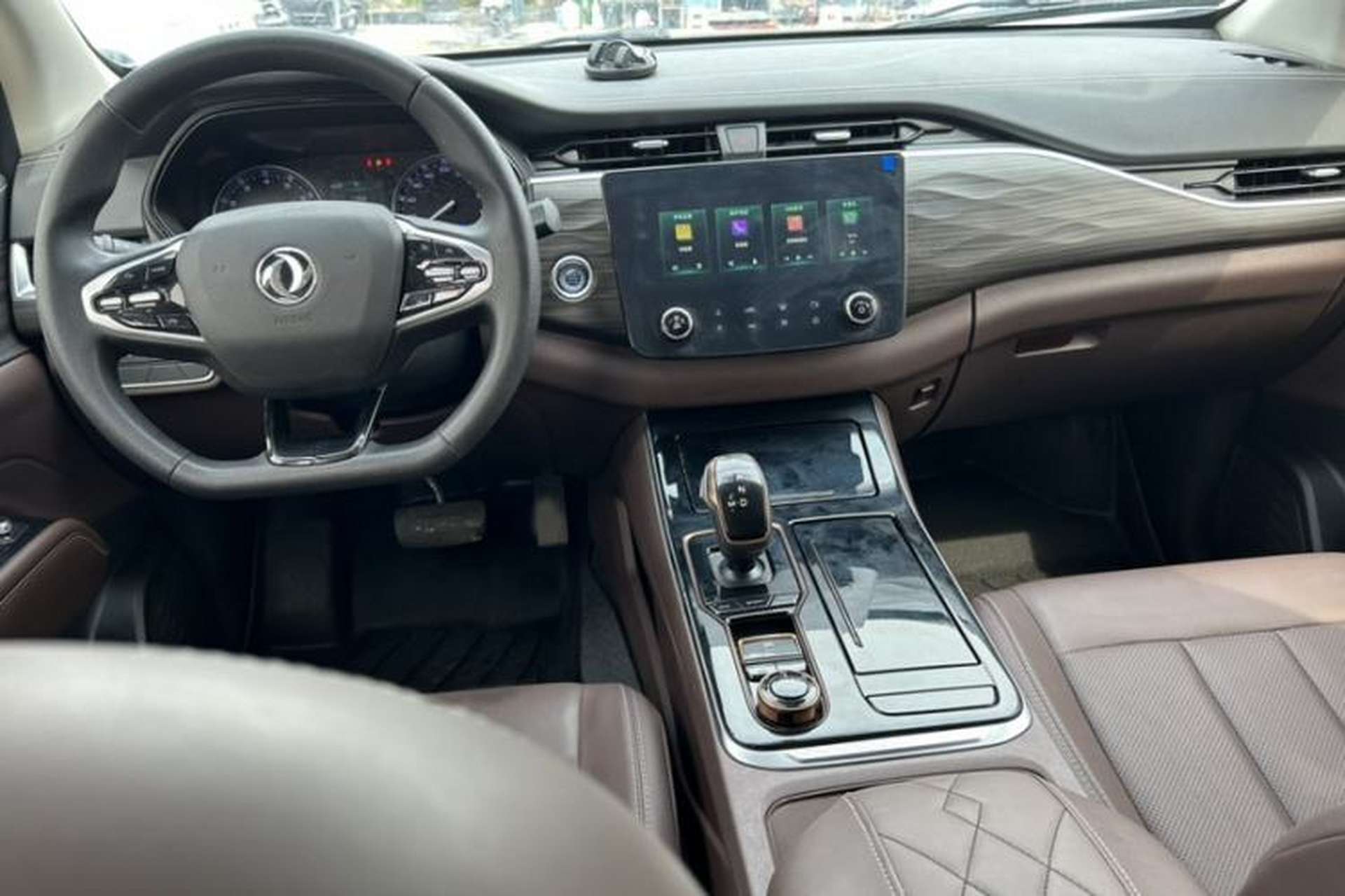 Used Dongfeng Palazzo 2022 2.0T Automatic All-Wheel Drive Zunya Trim Interior 1
