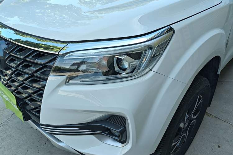 Used Dongfeng Palazzo 2022 2.0T Automatic All-Wheel Drive Zunya Trim Left Front Headlight