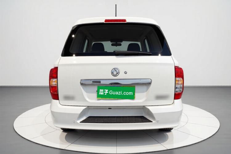 Used Dongfeng Palazzo 2022 2.0T Manual Two-Wheel Drive Luxury Version Rear