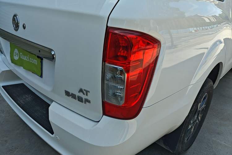 Used Dongfeng Palazzo 2022 2.0T Automatic All-Wheel Drive Zunya Trim Right Rear Taillight