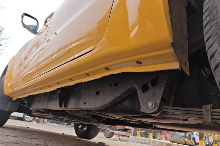 Used Dongfeng Palazzo 2022 2.0T Automatic All-Wheel Drive Zunya Trim Chassis Rear Left