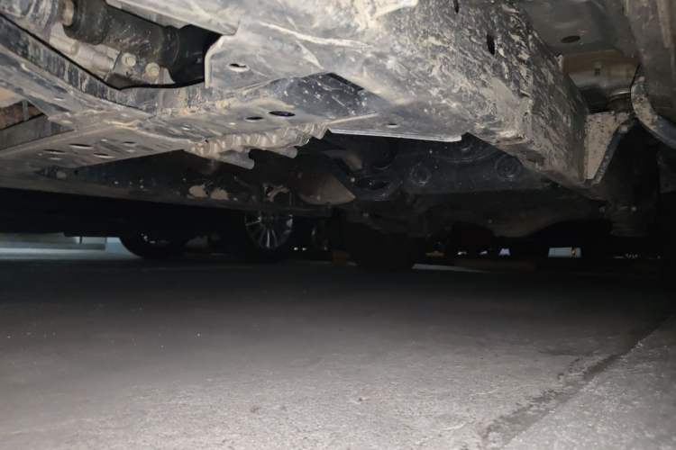 Used Dongfeng Palazzo 2023 2.0T Automatic All-Wheel Drive Prestige Version Chassis Front Left