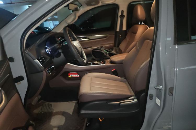 Used Dongfeng Palazzo 2023 2.0T Automatic All-Wheel Drive Prestige Version Left Front Seat