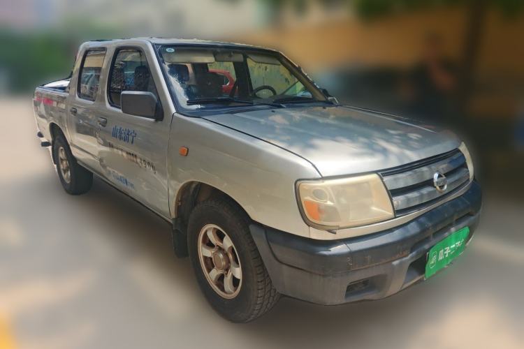 Used Dongfeng Ruichi 2010 2.4L Gasoline Two-Wheel Drive Standard Version ZG24 Front Right 45 Deg