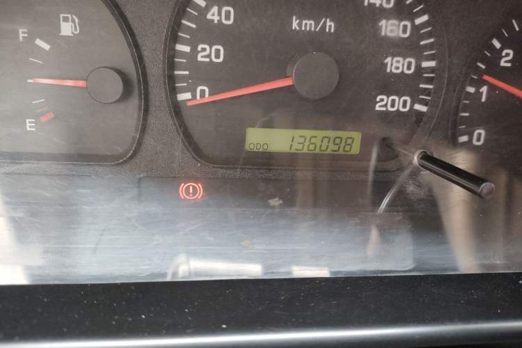 Used Dongfeng Ruichi 2010 2.4L Gasoline 4x4 Standard Version ZG24 Odometer Close Up