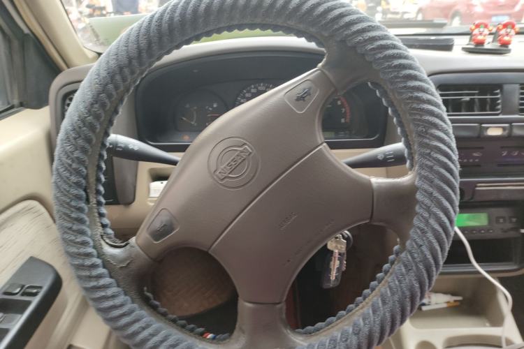 Used Dongfeng Ruichi 2010 2.4L Gasoline 4x4 Standard Version ZG24 Steering Wheel
