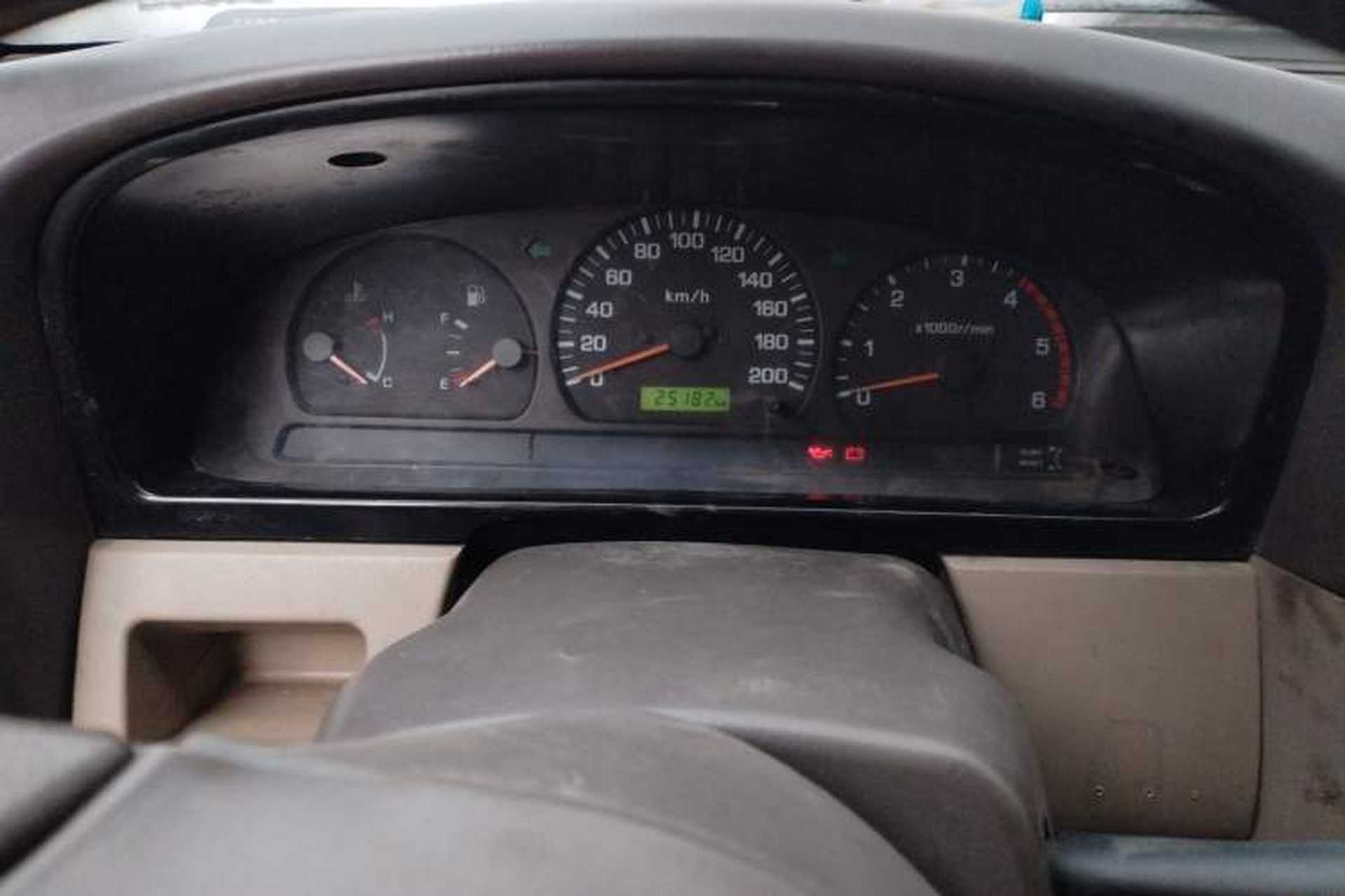 Used Dongfeng Ruichi 2010 2.5T Diesel Two-Wheel Drive Standard Version ZD25TCR Instrument Cluster