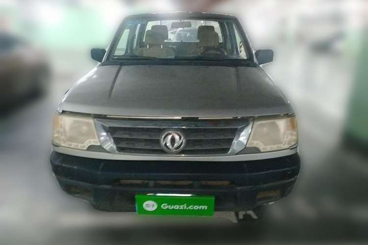Used Dongfeng Ruichi 2013 2.2T Diesel Two-Wheel Drive Standard Version ZD22TE Front