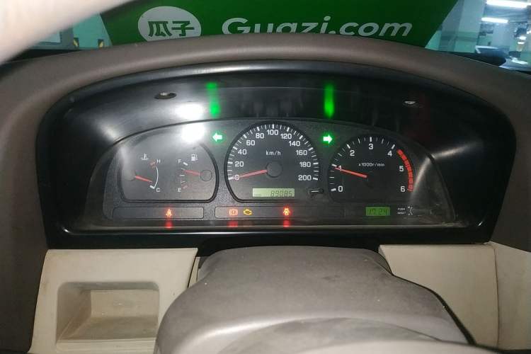 Used Dongfeng Ruichi 2013 2.2T Diesel Two-Wheel Drive Standard Version ZD22TE Instrument Cluster