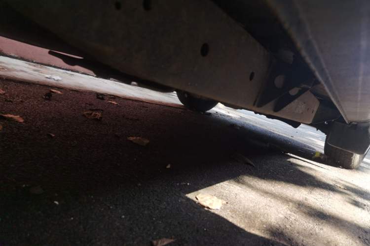 Used Dongfeng Ruichi  Chassis Rear Right