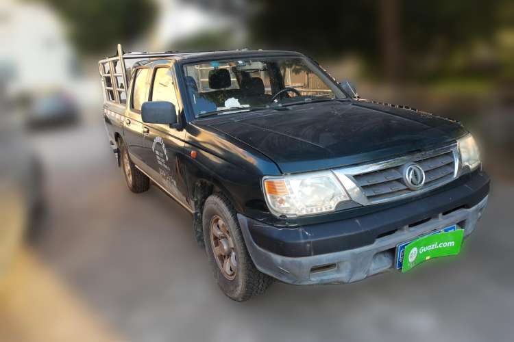 Used Dongfeng Ruichi 2013 2.2T Diesel Two-Wheel Drive Standard Version ZD22TE Front Right 45 Deg