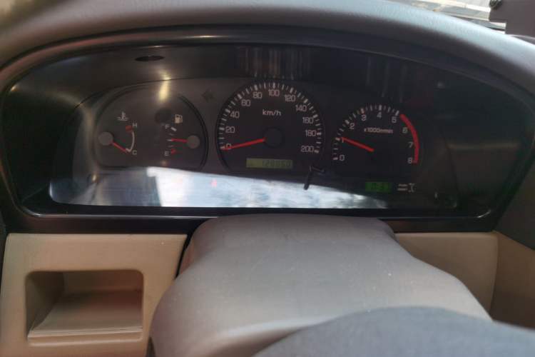 Used Dongfeng Ruichi  Odometer Close Up