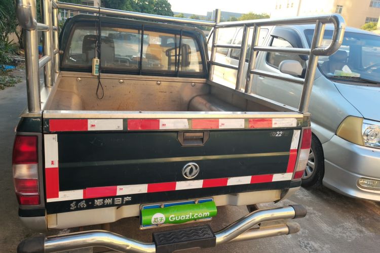 Used Dongfeng Ruichi 2013 2.2T Diesel Two-Wheel Drive Standard Version ZD22TE Trunk