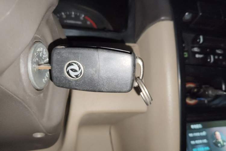 Used Dongfeng Ruichi 2013 2.4L Gasoline Two-Wheel Drive Standard Version ZG24 Vehicle Key