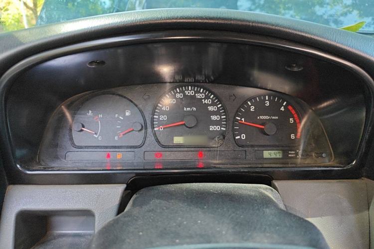 Used Dongfeng Ruichi 2013 2.2T Diesel Two-Wheel Drive Standard Version ZD22TE Instrument Cluster
