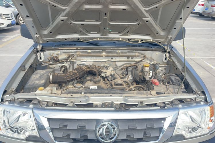 Used Dongfeng Ruichi 2013 2.4L Gasoline Two-Wheel Drive Standard Version ZG24 Engine Bay