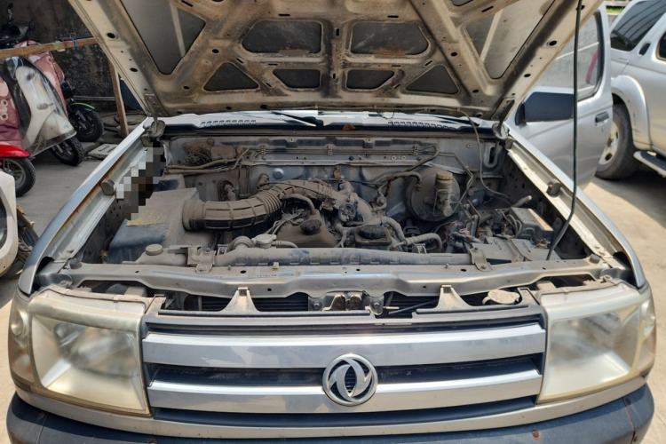 Used Dongfeng Ruichi 2013 2.4L Gasoline Two-Wheel Drive Standard Version ZG24 Engine Bay