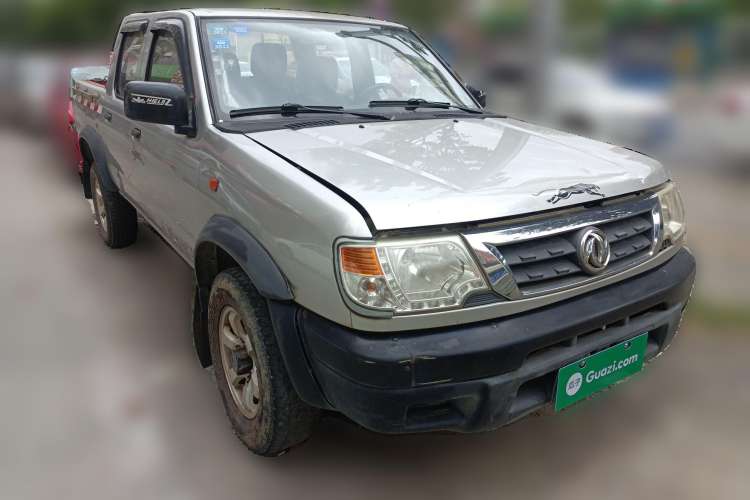 Used Dongfeng Ruichi 2013 3.2T Xingye Edition Diesel 4x4 Standard Version CYQD80-E4 Front Right 45 Deg