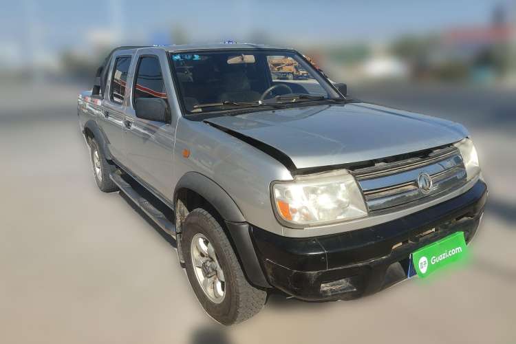 Used Dongfeng Ruichi 2013 2.4L Gasoline 4x4 Standard Edition ZG24 Front Right 45 Deg