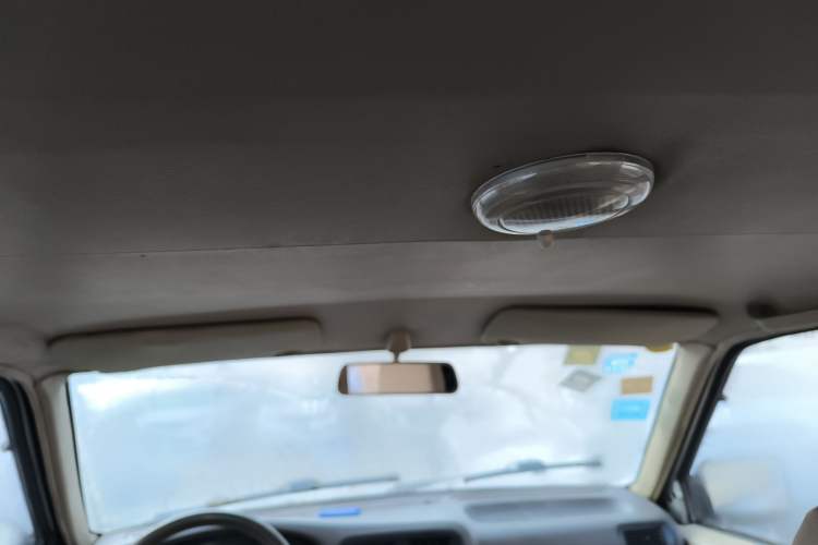 Used Dongfeng Ruichi 2013 3.0T Diesel 4x4 Standard Version CYQD80-E3 Headliner