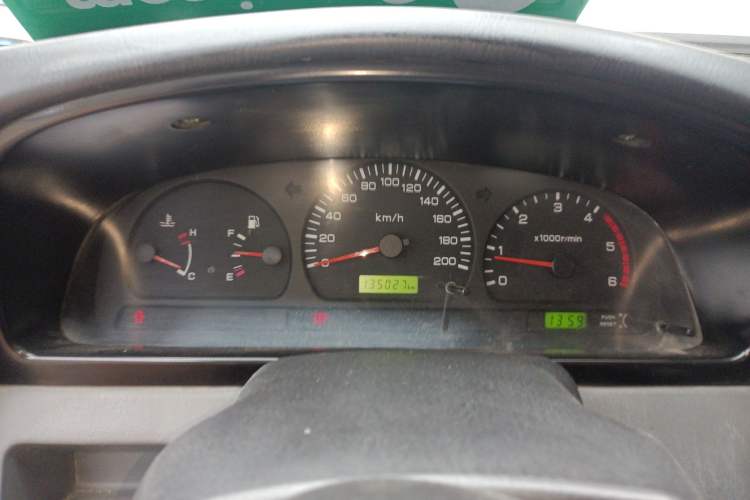 Used Dongfeng Ruichi 2013 3.2T Xingye Edition Diesel 4x4 Standard Version CYQD80-E4 Instrument Cluster