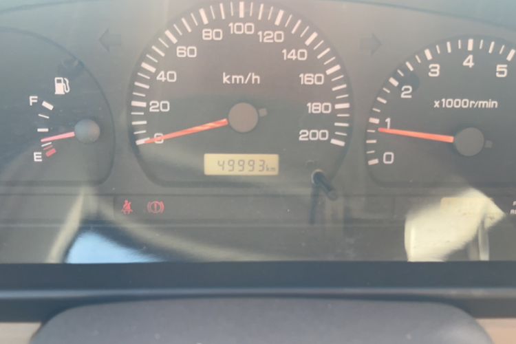 Used Dongfeng Ruichi 2013 2.4L Gasoline Two-Wheel Drive Standard Version ZG24 Odometer Close Up