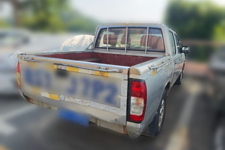 Used Dongfeng Ruichi 2013 2.5T Diesel Two-Wheel-Drive Standard Version ZD25TCR Rear Right 45 Deg
