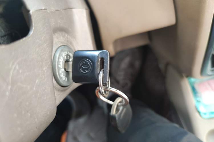 Used Dongfeng Ruichi 2013 2.2T Diesel Two-Wheel Drive Standard Version ZD22TE Vehicle Key