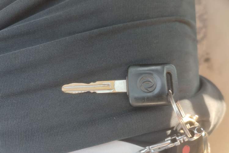 Used Dongfeng Ruichi 2013 2.4L Gasoline 4x4 Standard Edition ZG24 Vehicle Key