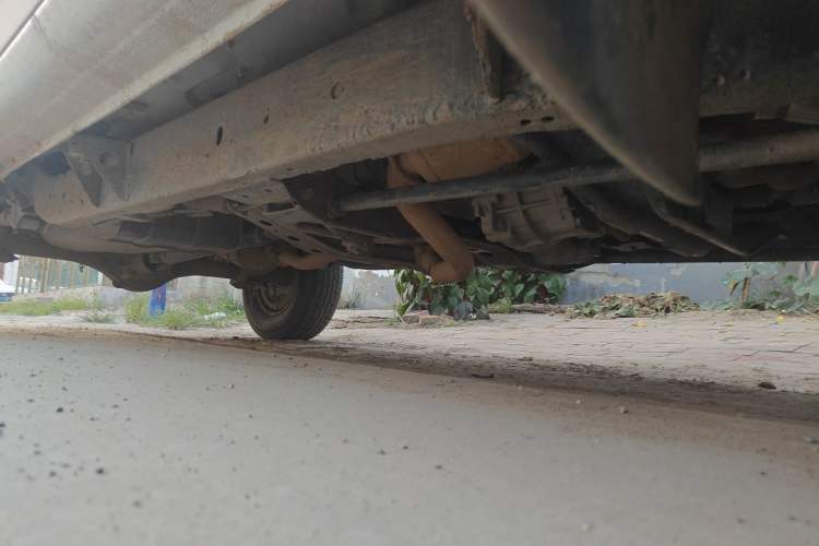 Used Dongfeng Ruichi  Chassis Front Right
