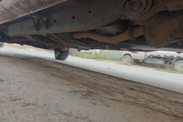 Used Dongfeng Ruichi  Chassis Rear Left