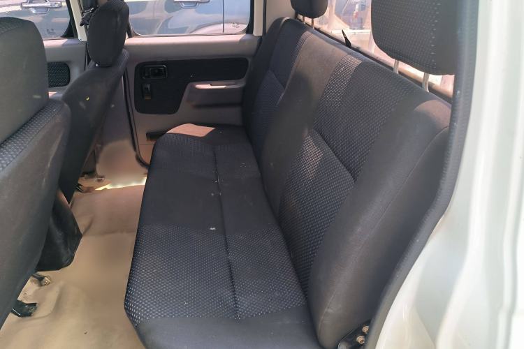 Used Dongfeng Ruichi 2013 2.4L Gasoline Two-Wheel Drive Standard Version ZG24 Interior 1