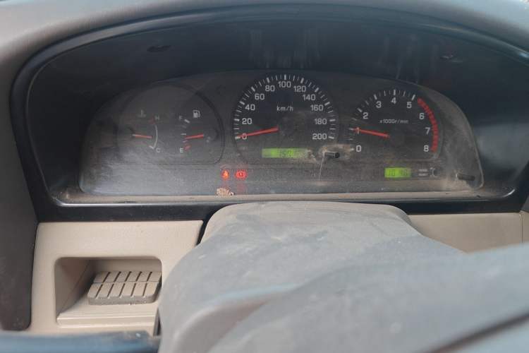 Used Dongfeng Ruichi  Odometer Close Up