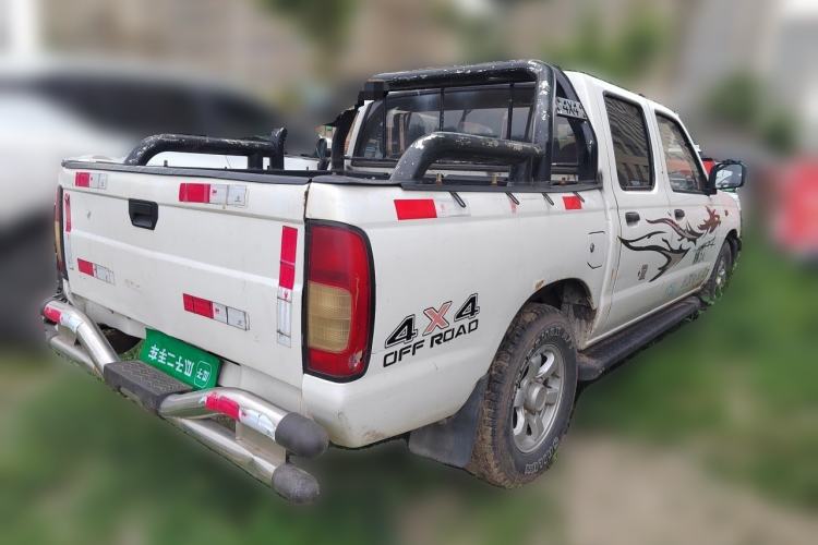 Used Dongfeng Ruichi 2013 2.4L Gasoline Two-Wheel Drive Standard Version ZG24 Rear Right 45 Deg