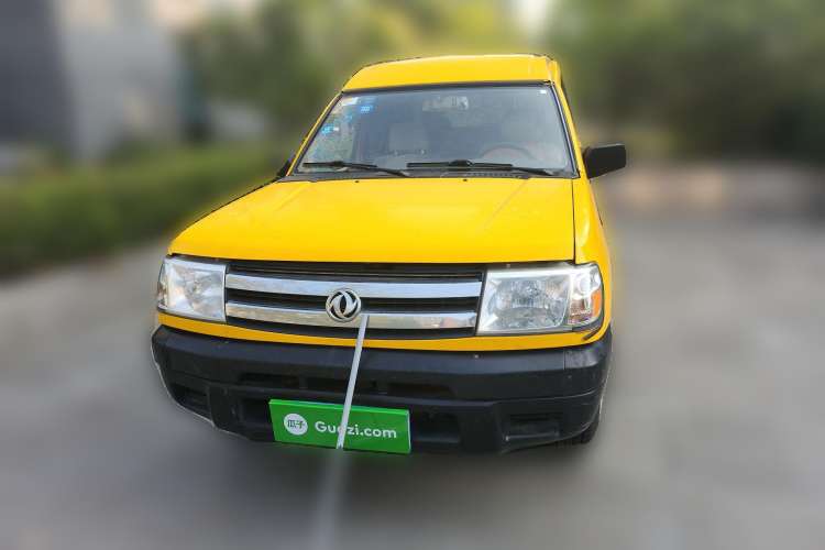 Used Dongfeng Ruichi 2013 2.4L Gasoline Two-Wheel Drive Standard Version ZG24 Front