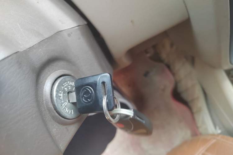 Used Dongfeng Ruichi 2013 2.4L Gasoline Two-Wheel Drive Standard Version ZG24 Vehicle Key