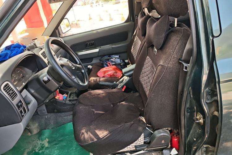 Used Dongfeng Ruichi 2015 2.4L Two-Wheel Drive Classic Long Cargo Bed ZG24 Left Front Seat