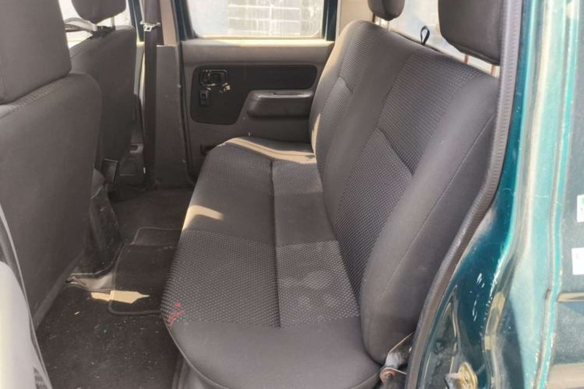 Used Dongfeng Ruichi 2015 2.8T Xingye Edition Two-Wheel-Drive Standard Version ZD28D11-4DA Left Rear Seat