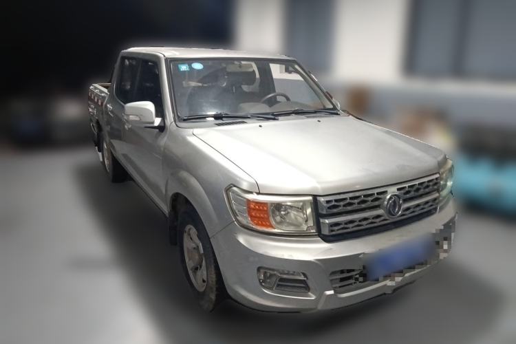 Used Dongfeng Ruichi 2015 2.5T Elite Edition Diesel Two-Wheel Drive Luxury ZD25TCI Front Right 45 Deg