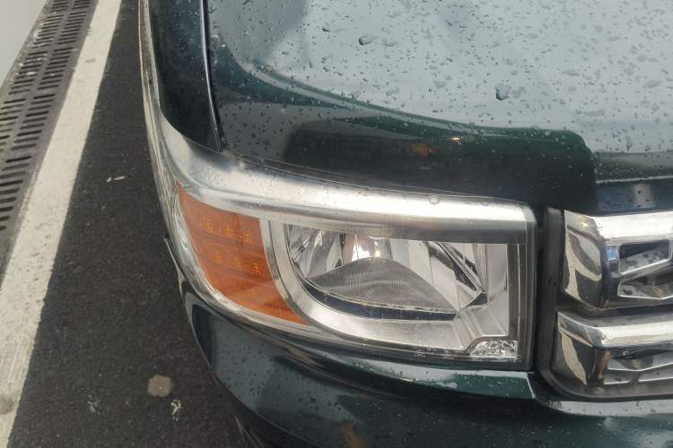 Used Dongfeng Ruichi 2016 2.5T Diesel 2WD ZD25TCI Right Front Headlight