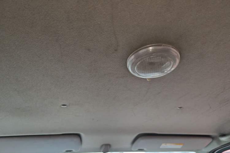 Used Dongfeng Ruichi 2016 2.5T Diesel 2WD ZD25TCI Headliner