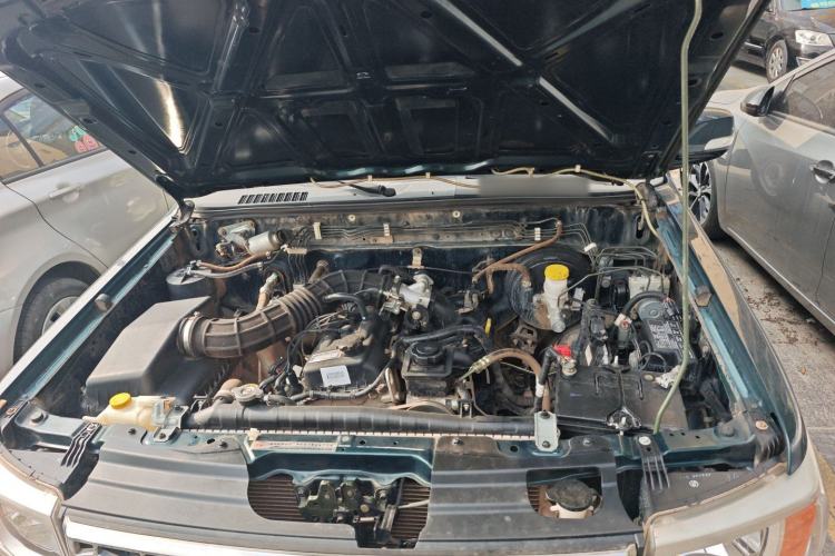 Used Dongfeng Ruichi 2017 2.4L Gasoline 4x4 Standard Version ZG24 Engine Bay