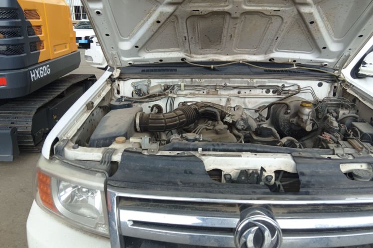 Used Dongfeng Ruichi 2017 2.4L Gasoline 4x4 Standard Version ZG24 Engine Bay Right